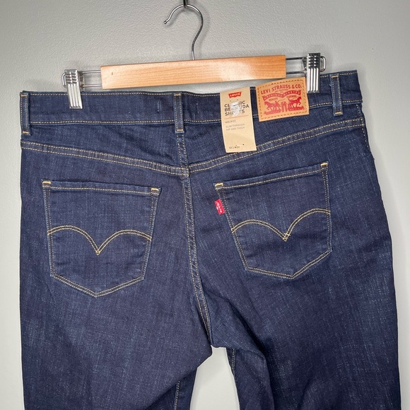 NWT Levi’s Classic Bermuda Shorts - Dark Wash Navy Contrast Stitching - Picture 6 of 11